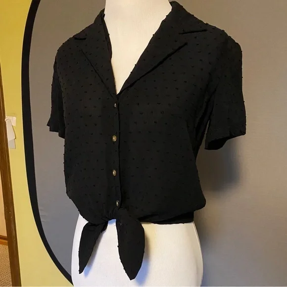Black Polka Dot Crop Blouse with Black Tie Front and Buttons Size XS - Picture 2 of 11